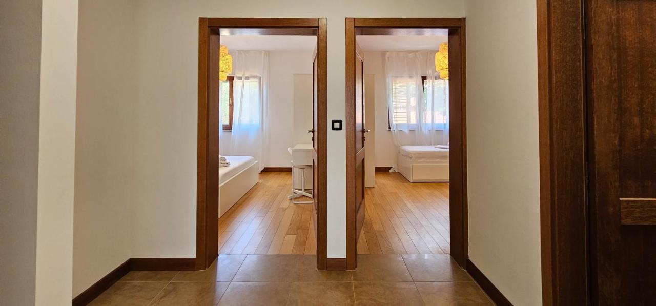 Apartment Bluemare B3 With Shared Pool Ližnjan Dış mekan fotoğraf